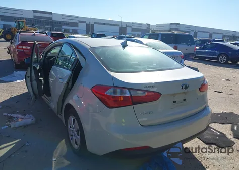 2015 Kia Forte Lx из США, поврежденный, VIN KNAFK4A61F5267476